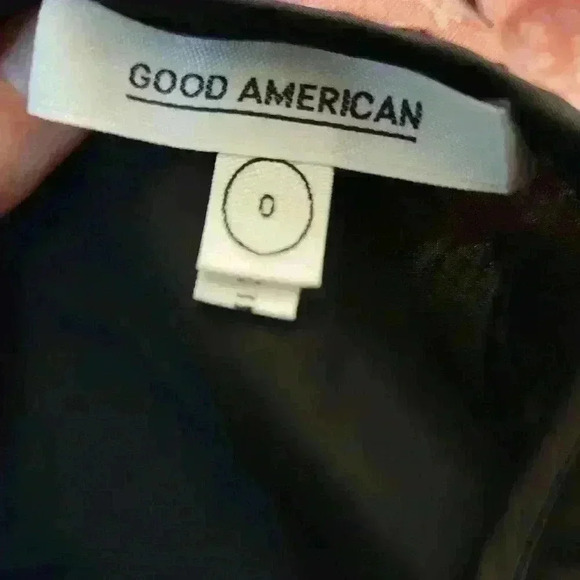 Good American Top - Picture 3 of 9